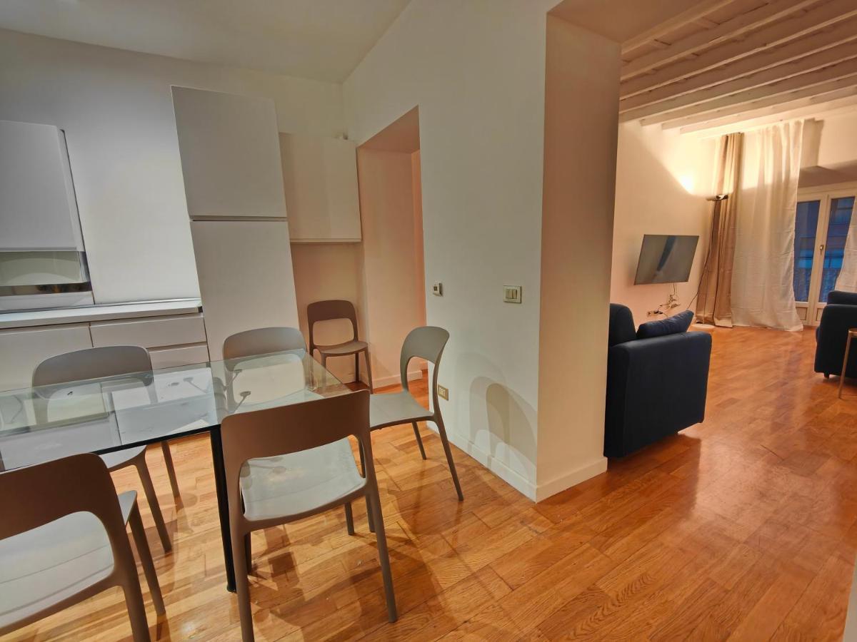 Crocetta - Design Apartment With Terrace Mediolan Zewnętrze zdjęcie
